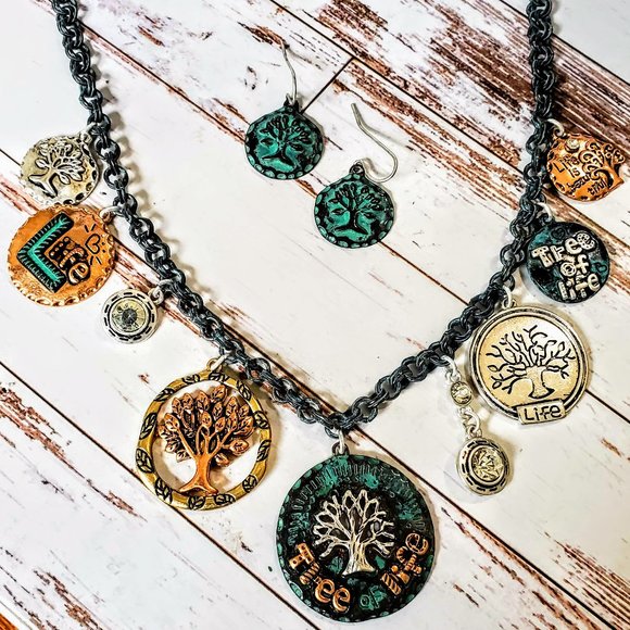 Tree of Life Necklace Set - Picture 4 of 4